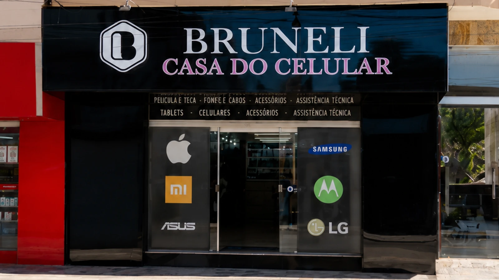 Fachada da Bruneli Casa do Celular em Itaipava, Itapemirim